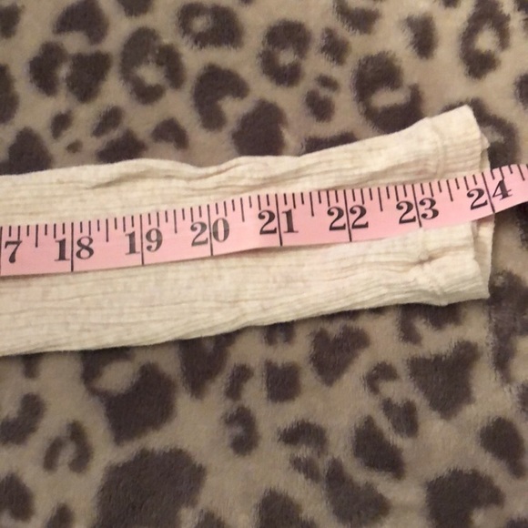 Aeropostale Fitted Hooded Ribbed Top in Oatmeal Size Large Juniors - Picture 7 of 9